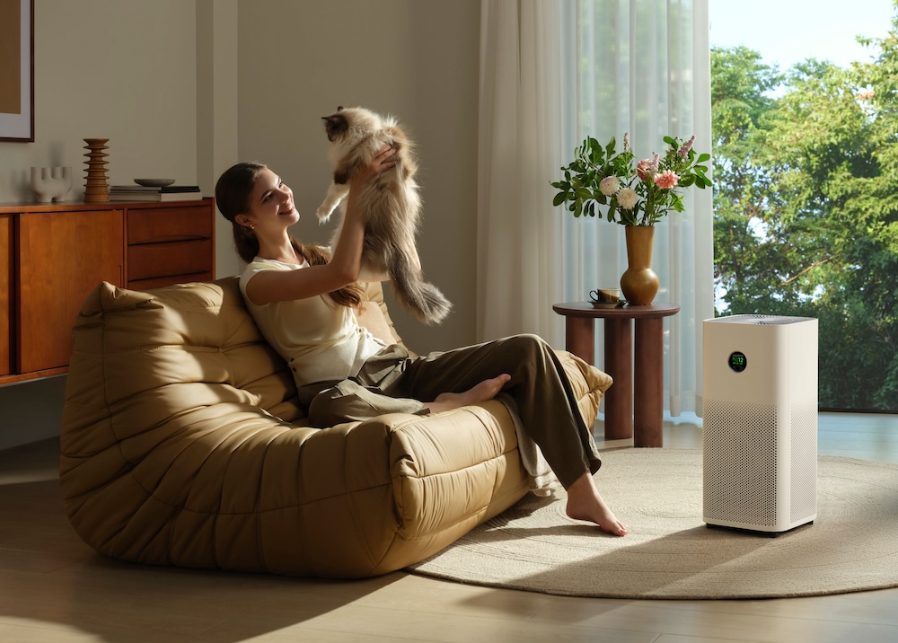 Xiaomi AIoT devices manage indoor air, humidity at home Xiaomi Smart Air Purifier 6